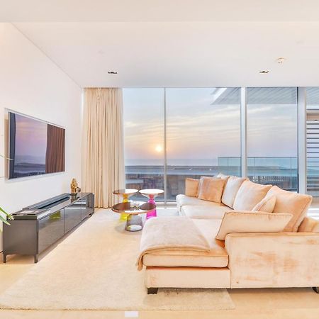 Posh 2 Bedroom Oceanfront Apt In The Heart Of Bluewaters Island Dubai Exterior foto