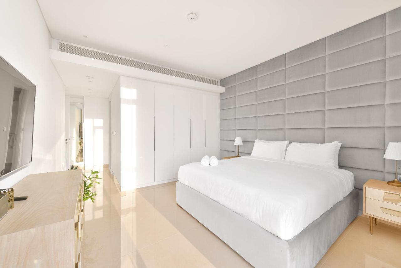 Posh 2 Bedroom Oceanfront Apt In The Heart Of Bluewaters Island Dubai Exterior foto