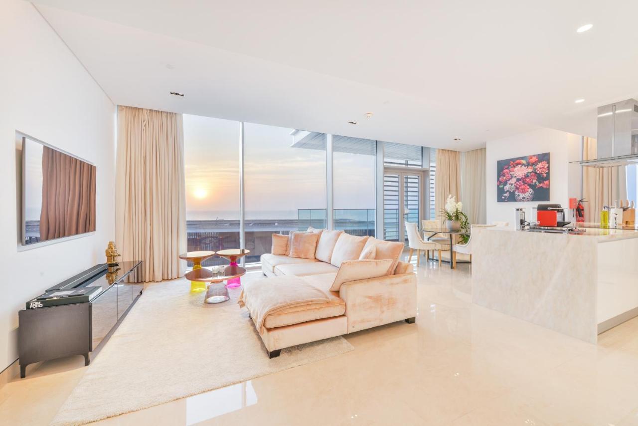 Posh 2 Bedroom Oceanfront Apt In The Heart Of Bluewaters Island Dubai Exterior foto
