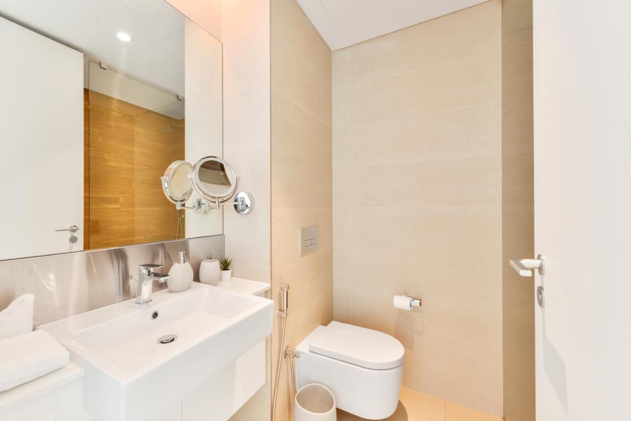 Posh 2 Bedroom Oceanfront Apt In The Heart Of Bluewaters Island Dubai Exterior foto