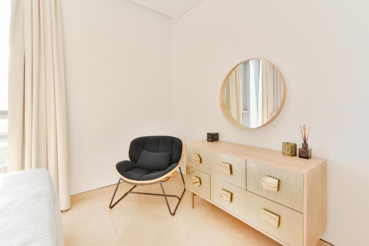 Posh 2 Bedroom Oceanfront Apt In The Heart Of Bluewaters Island Dubai Exterior foto